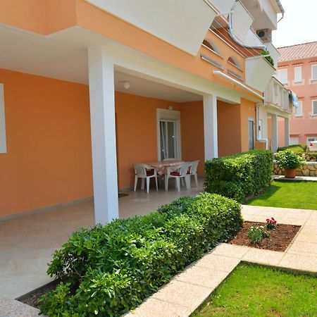 Apartments Cvito نوفاليا المظهر الخارجي الصورة