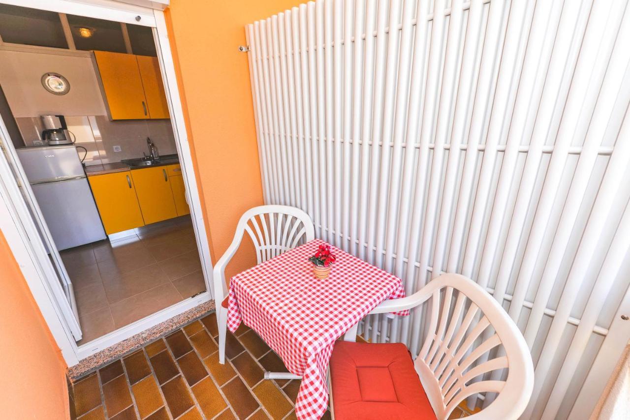 Apartments Cvito نوفاليا المظهر الخارجي الصورة
