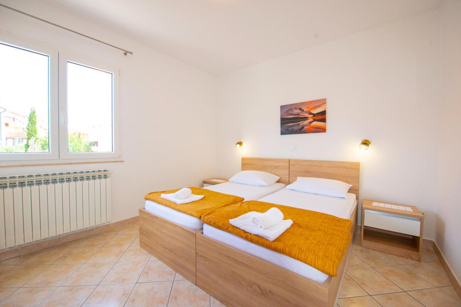 Apartments Cvito نوفاليا المظهر الخارجي الصورة