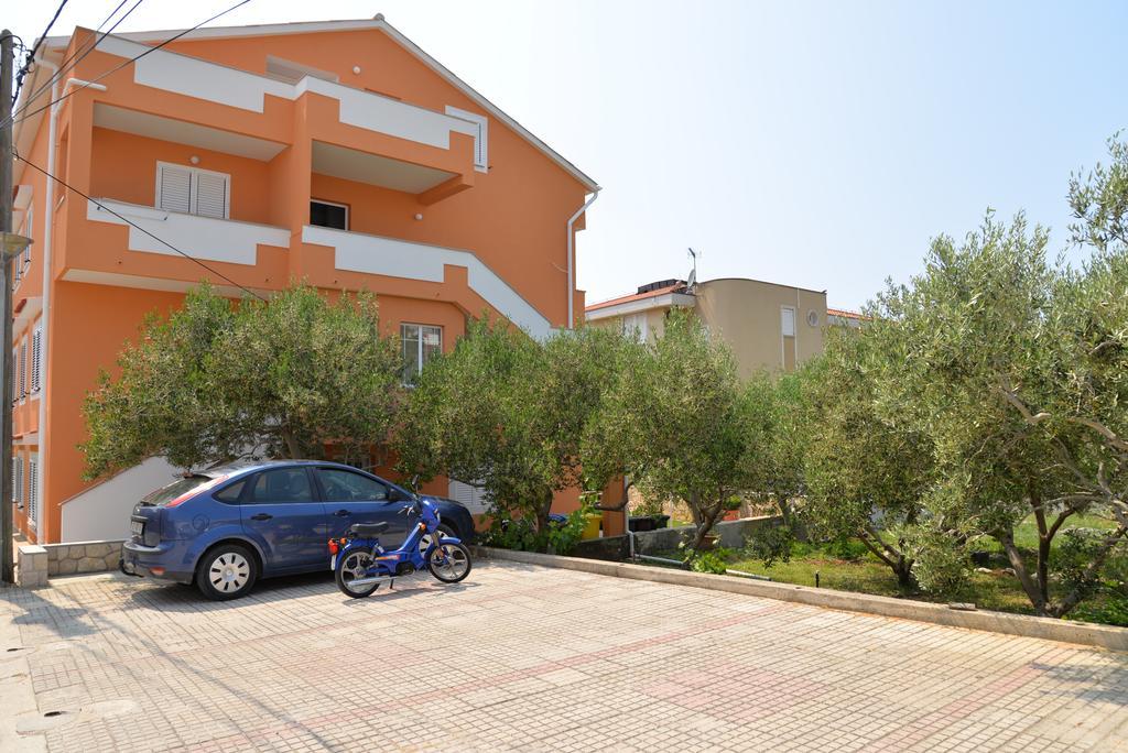 Apartments Cvito نوفاليا المظهر الخارجي الصورة